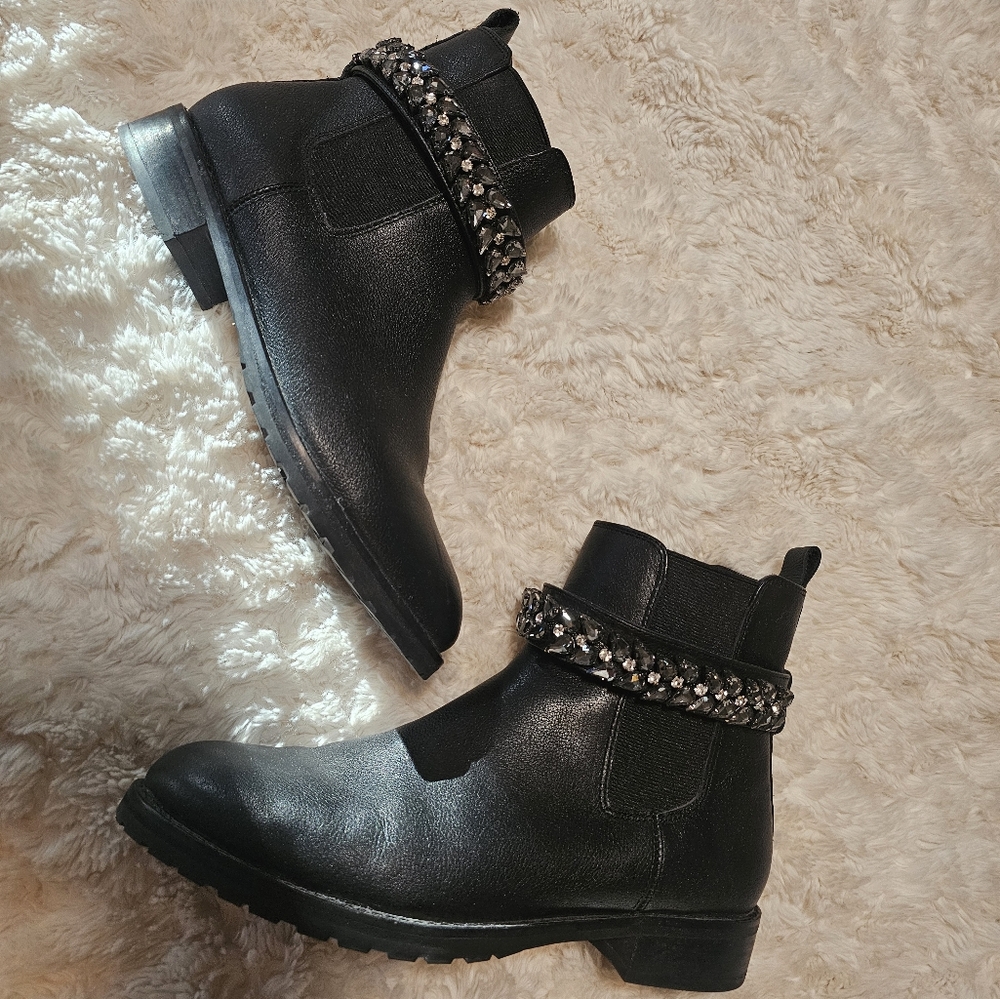 Leather Chelsea boot
